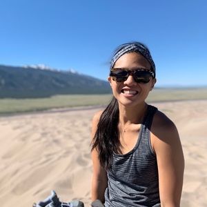 Meet your Posher, Alyx